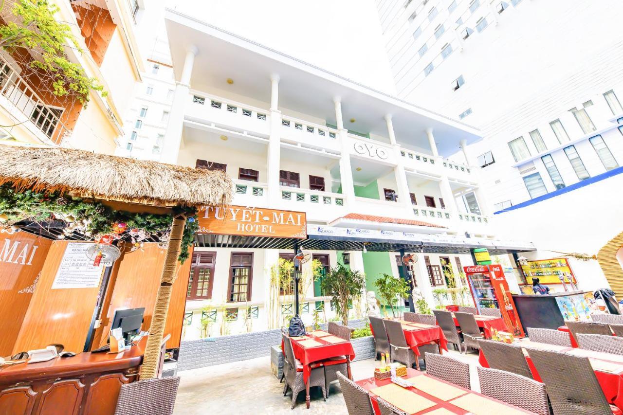 Oyo 381 Tuyet Mai Hotel ニャチャン エクステリア 写真
